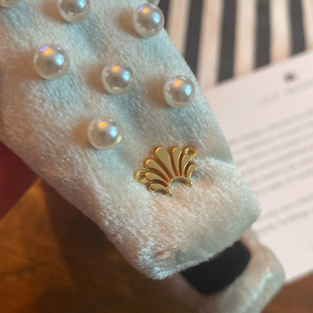 Lele Sadoughi Creme Velvet Headband with Pearl Studs - Picture 9 of 9
